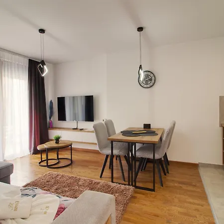 Hotel de apartamente Kompleks Binis 4*