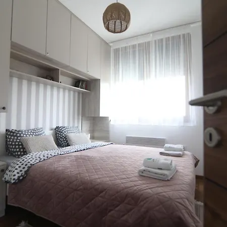 Aparthotel Kompleks Binis