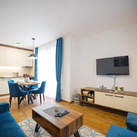 Kompleks Binis Aparthotel