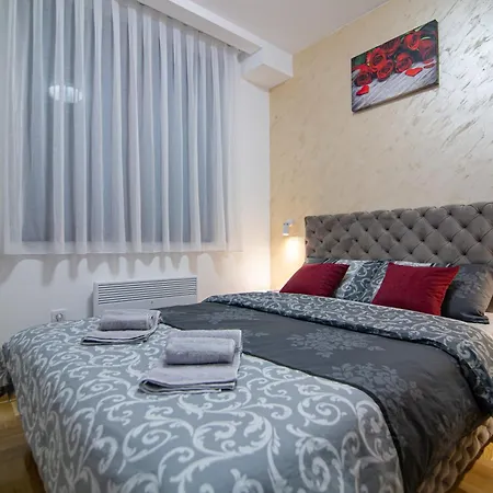 Kompleks Binis Aparthotel