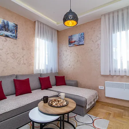 Aparthotel Kompleks Binis