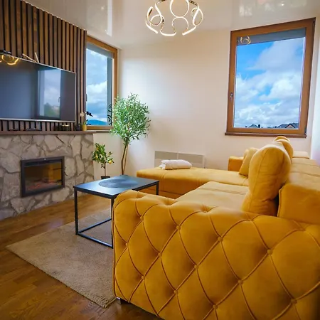 شقة فندقية Kompleks Binis 4*