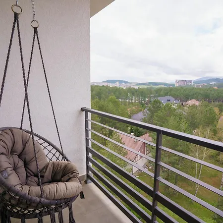 Kompleks Binis Apartahotel 4*